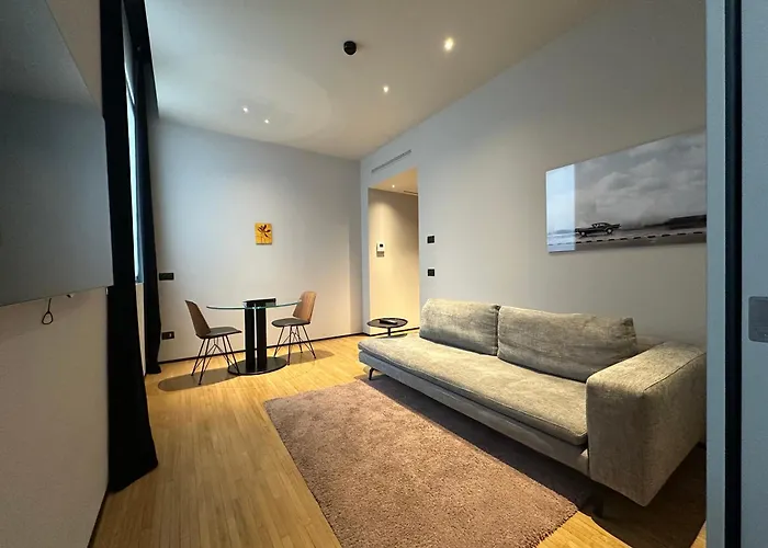 Apartment Piranesi 246 *